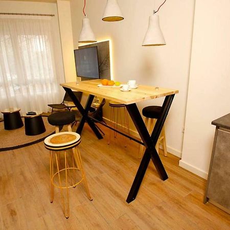 The Wall - New Apartment อาลิกันเต ภายนอก รูปภาพ