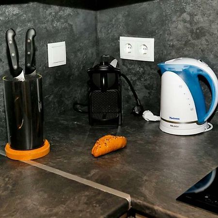 The Wall - New Apartment อาลิกันเต ภายนอก รูปภาพ