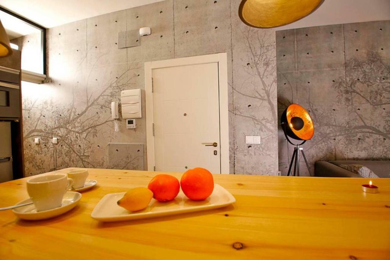 The Wall - New Apartment อาลิกันเต ภายนอก รูปภาพ