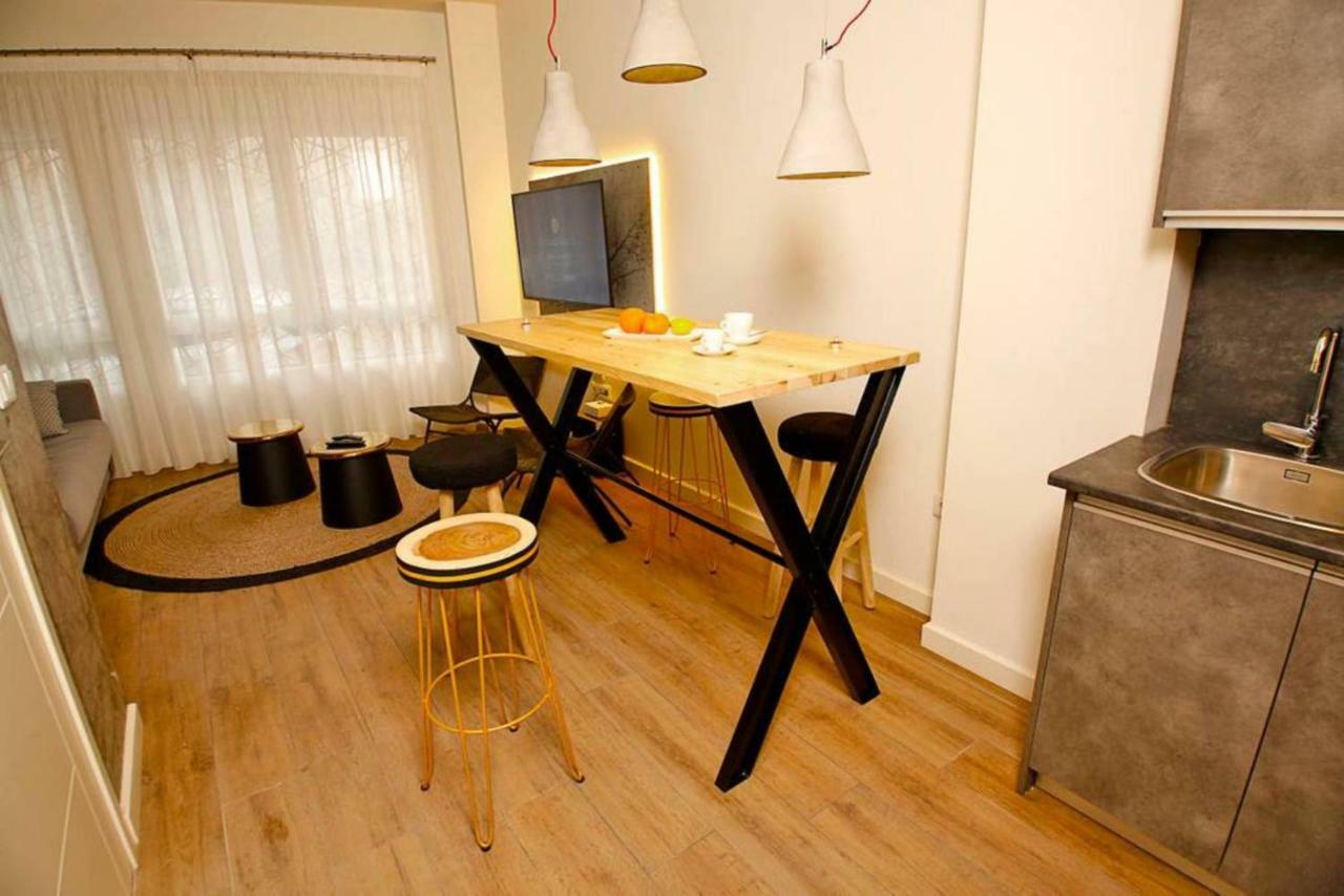 The Wall - New Apartment อาลิกันเต ภายนอก รูปภาพ